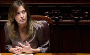 maria-elena-boschi-ministro-per-le-riforme-costituzionali-e-i-rapporti-con-il-parlamento-33-anni-torno-tardi-dal-lavoro-la-casa-e-sempre-vuota.aspx