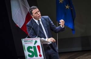 il premier Matteo Renzi apre la campagna per il SI al Referendum sulla riforma costituzionale al teatro sociale di Bergamo